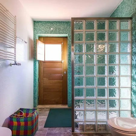 Little Olive Hideaway Séjour chez l'habitant *