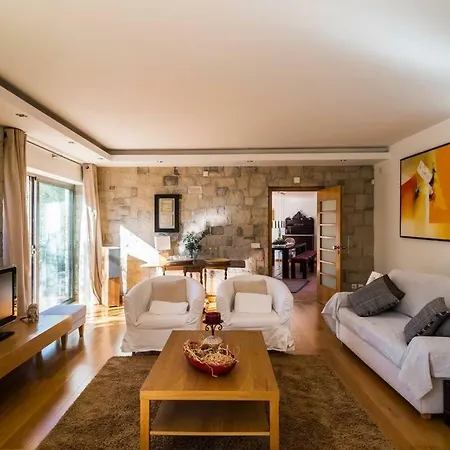 Little Olive Hideaway Alvados